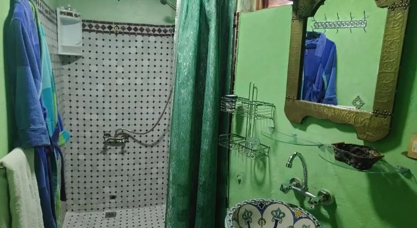 Ryad Zahrat Fes Badezimmer