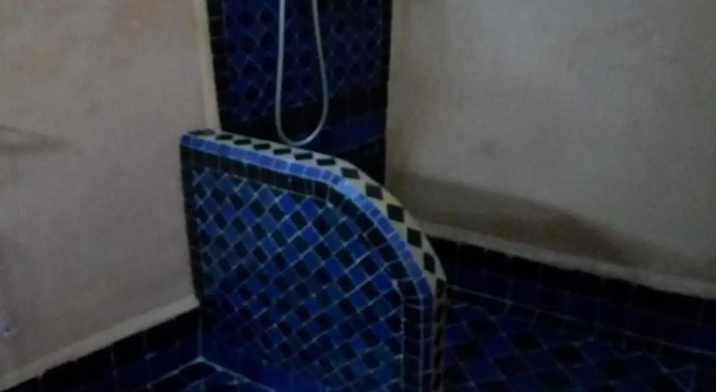 Riad Letchina ROOM_EXAMPLE