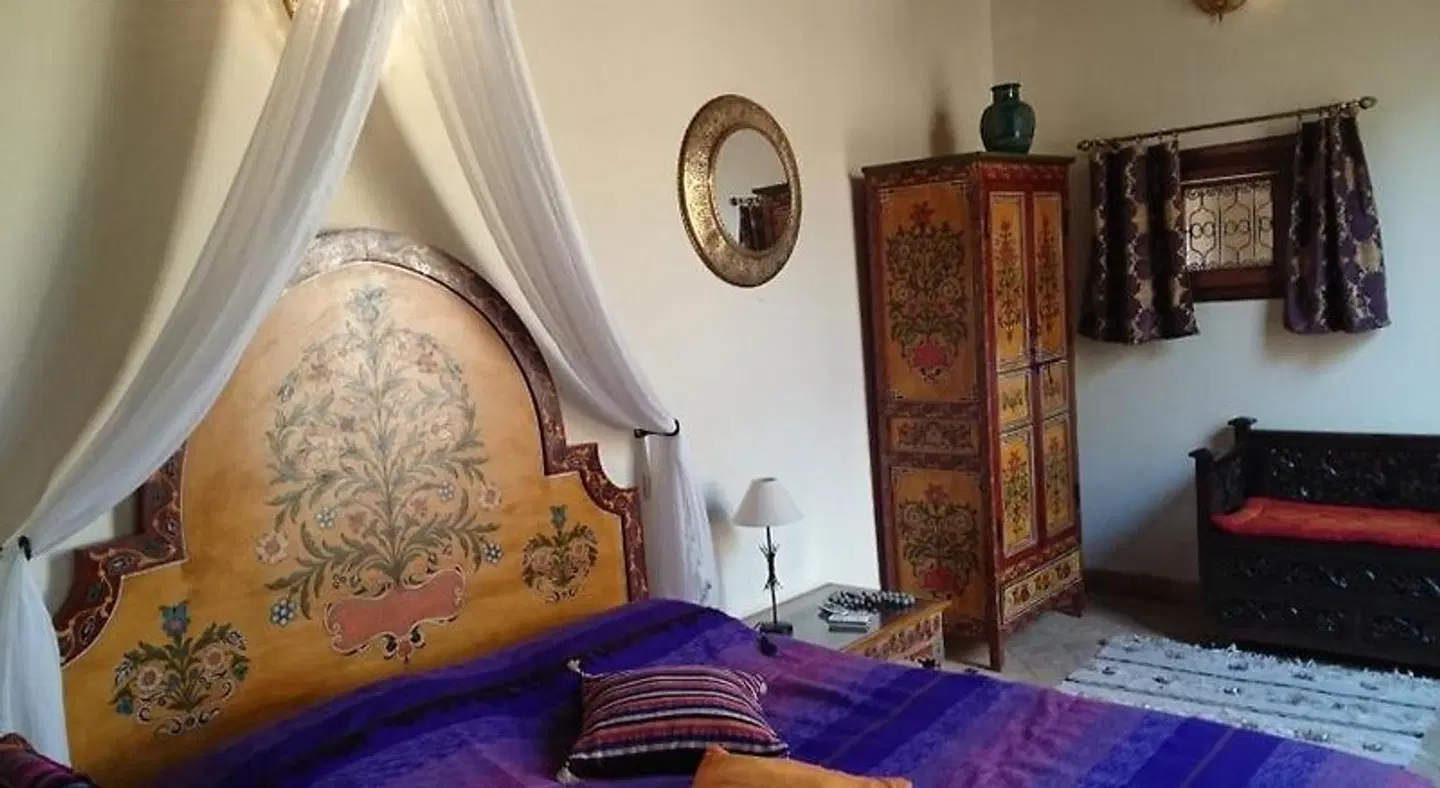 Riad Letchina ROOM_EXAMPLE