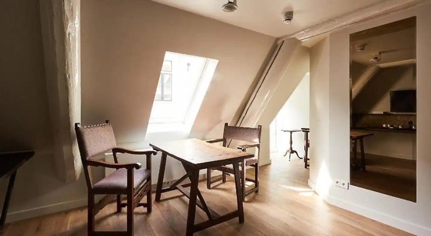 Miss Blanche Konferenz