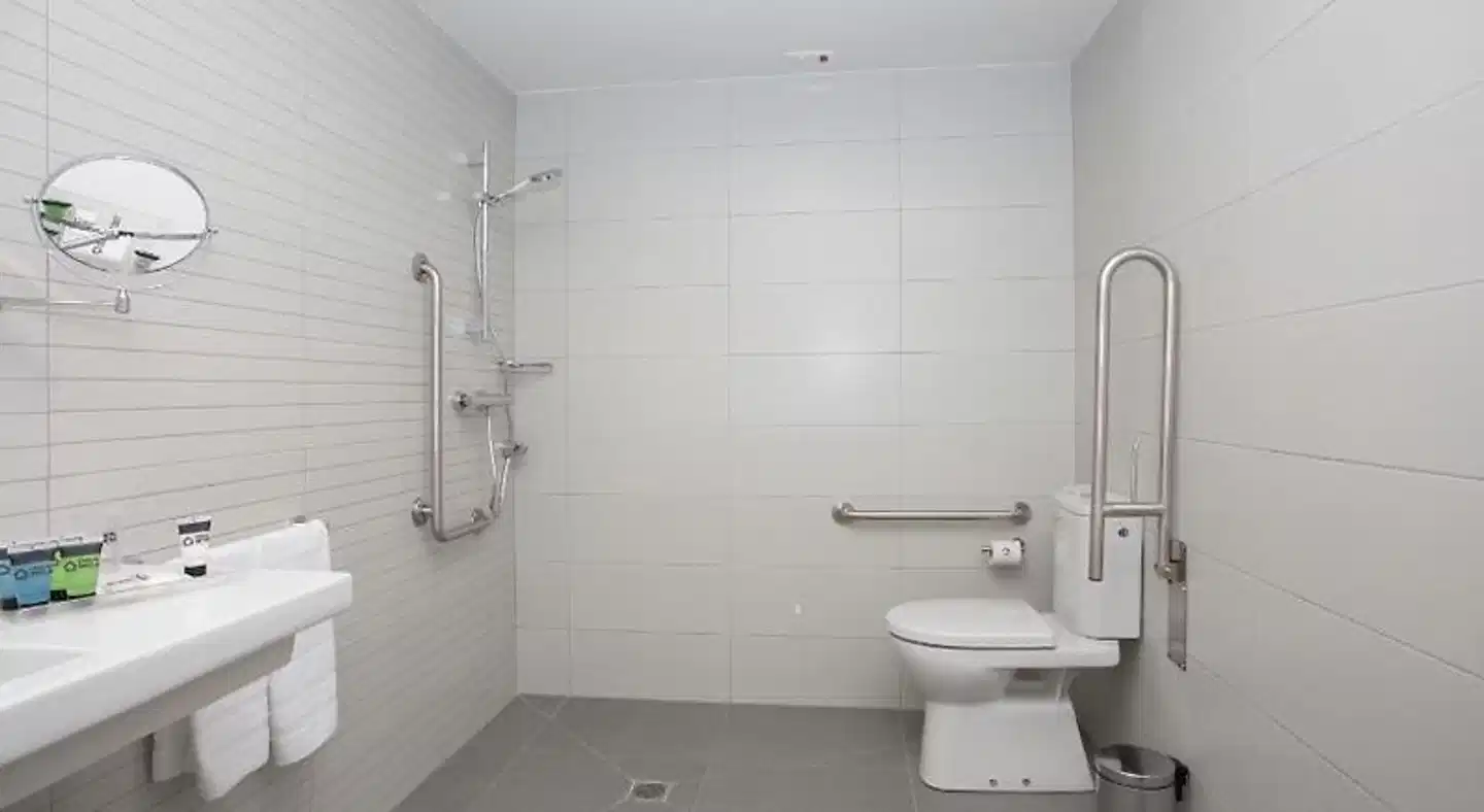 Casual de las Olas San Sebastian Badezimmer