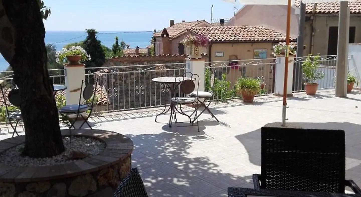 B&B Mariposa Terrasse