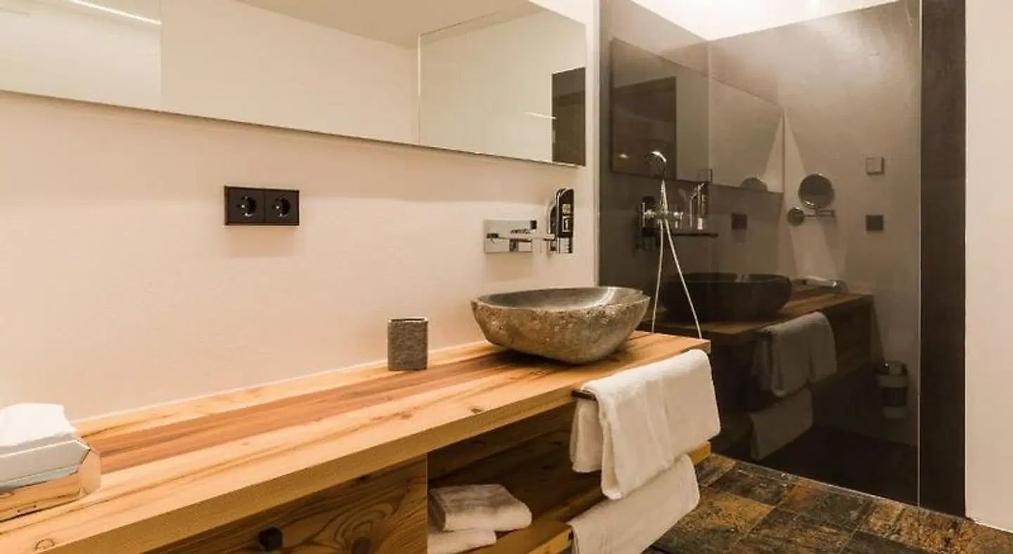 Garni Hotel Katzenthalerhof Badezimmer