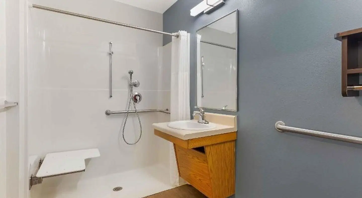Extended Stay America Select Suites - Fort Myers Badezimmer