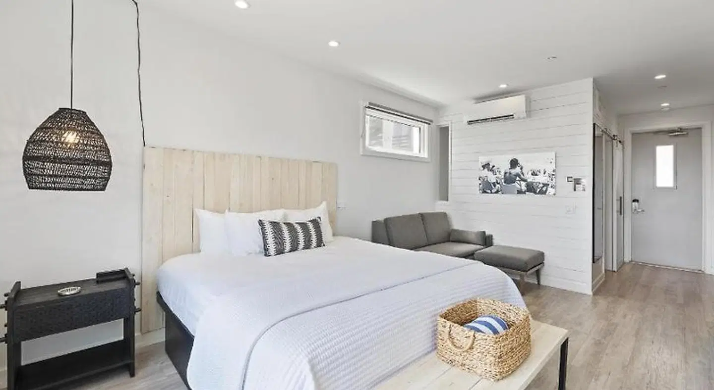 Lively Beach ROOM_EXAMPLE