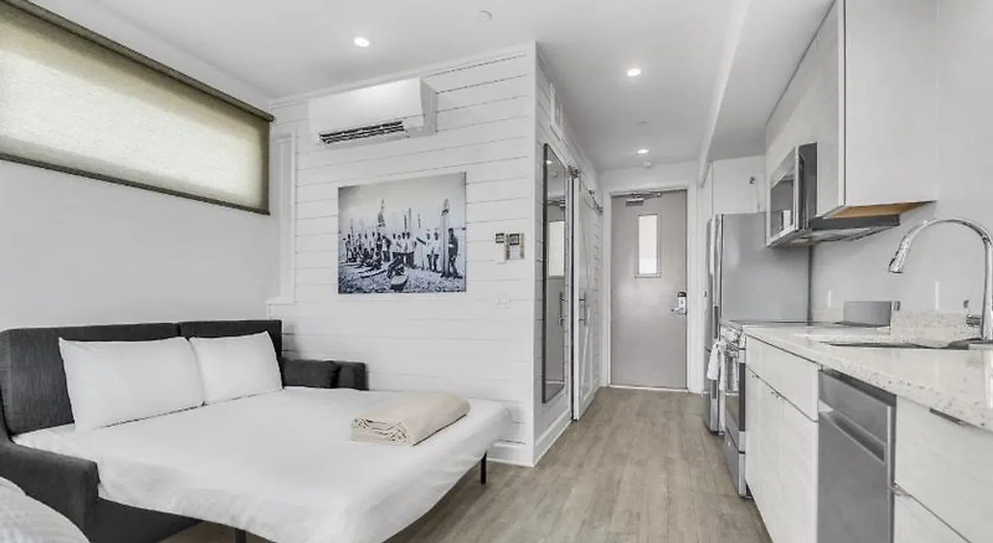 Lively Beach ROOM_EXAMPLE