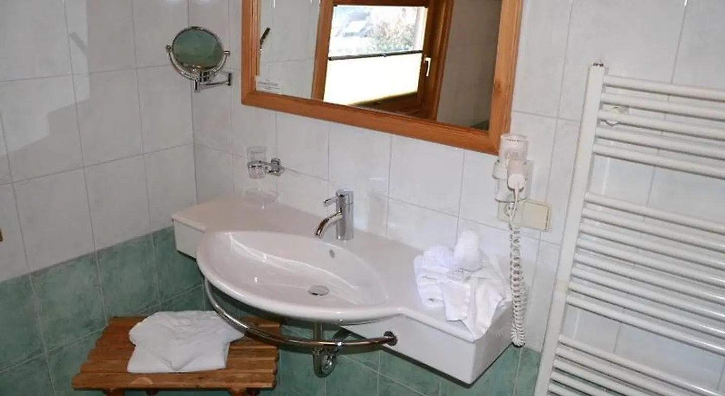 Hotel Waldhof Badezimmer