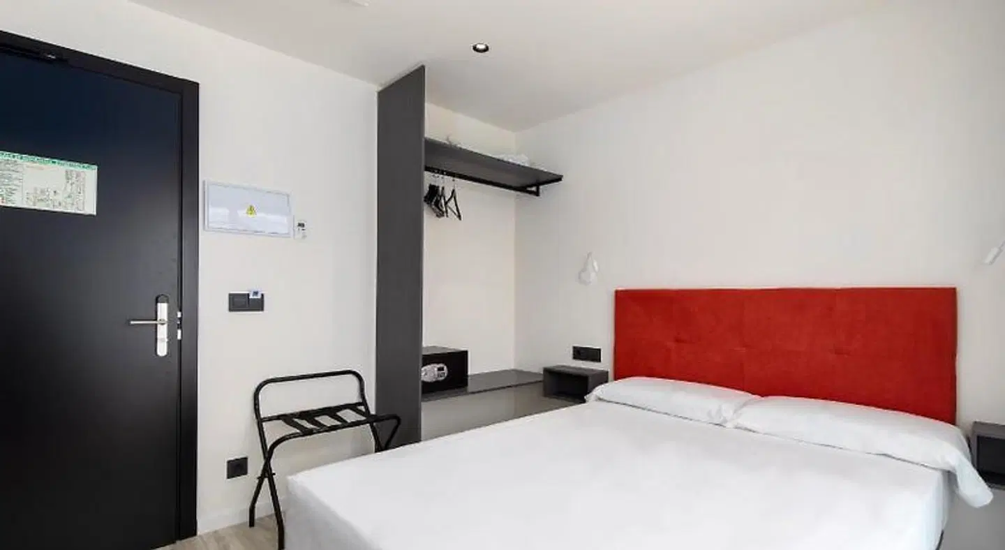 Arena Zone Hotel & Café ROOM_EXAMPLE