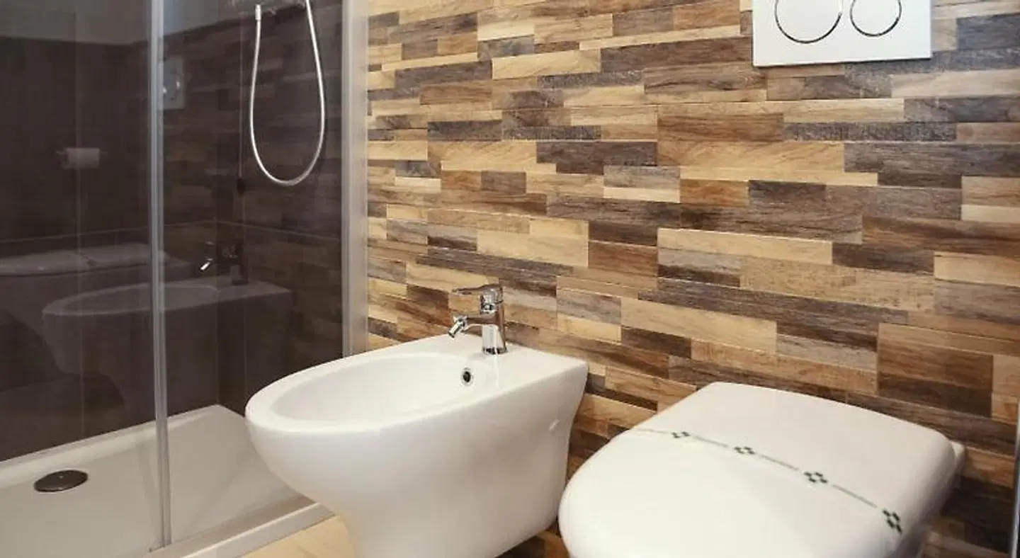 Hotel Laghetto Badezimmer