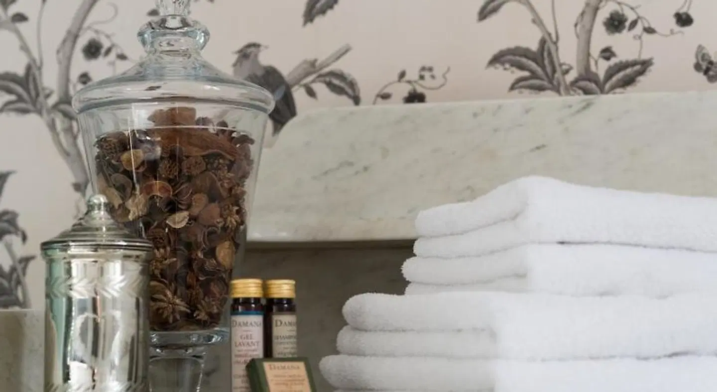 Chateau Carbonneau HEALTH_BEAUTY