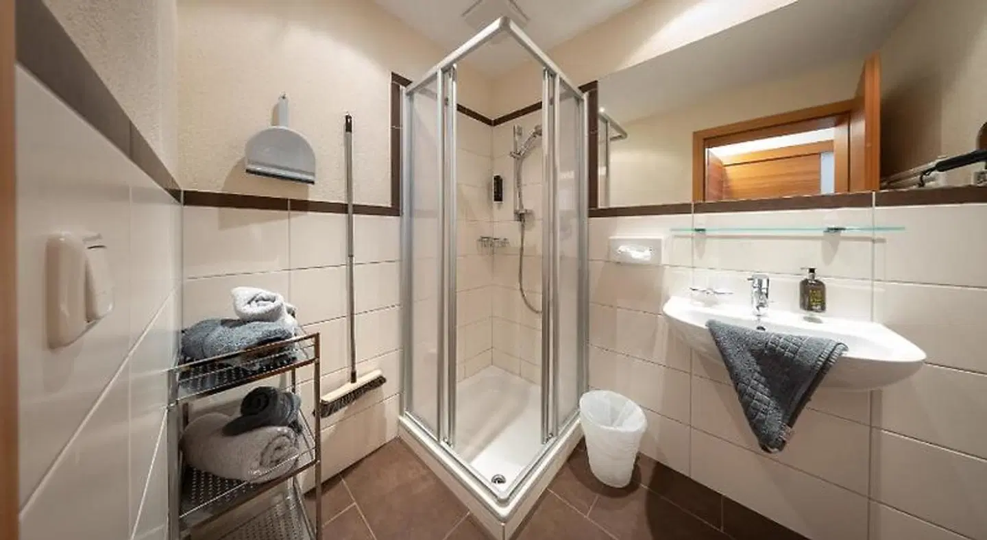 Appartements Am Burgsee Badezimmer