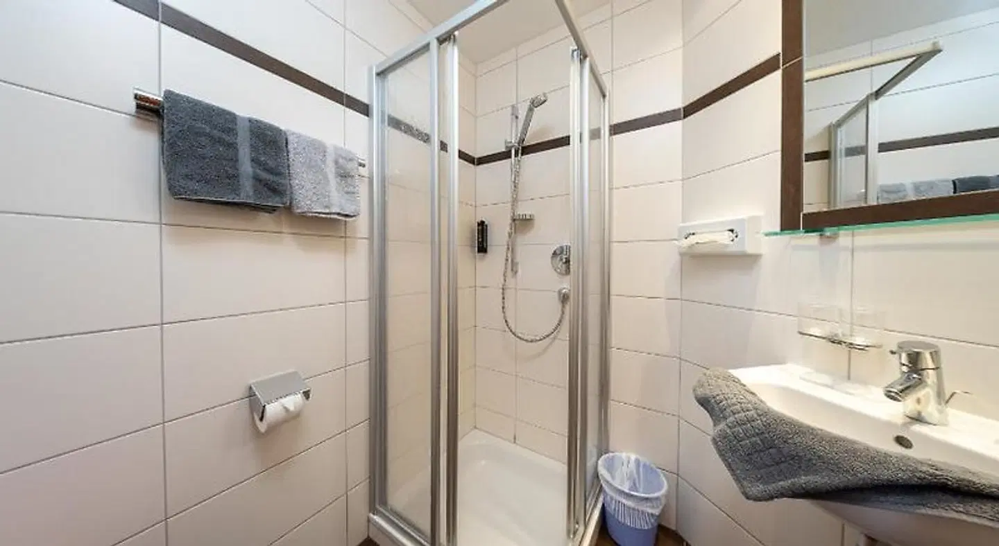 Appartements Am Burgsee Badezimmer