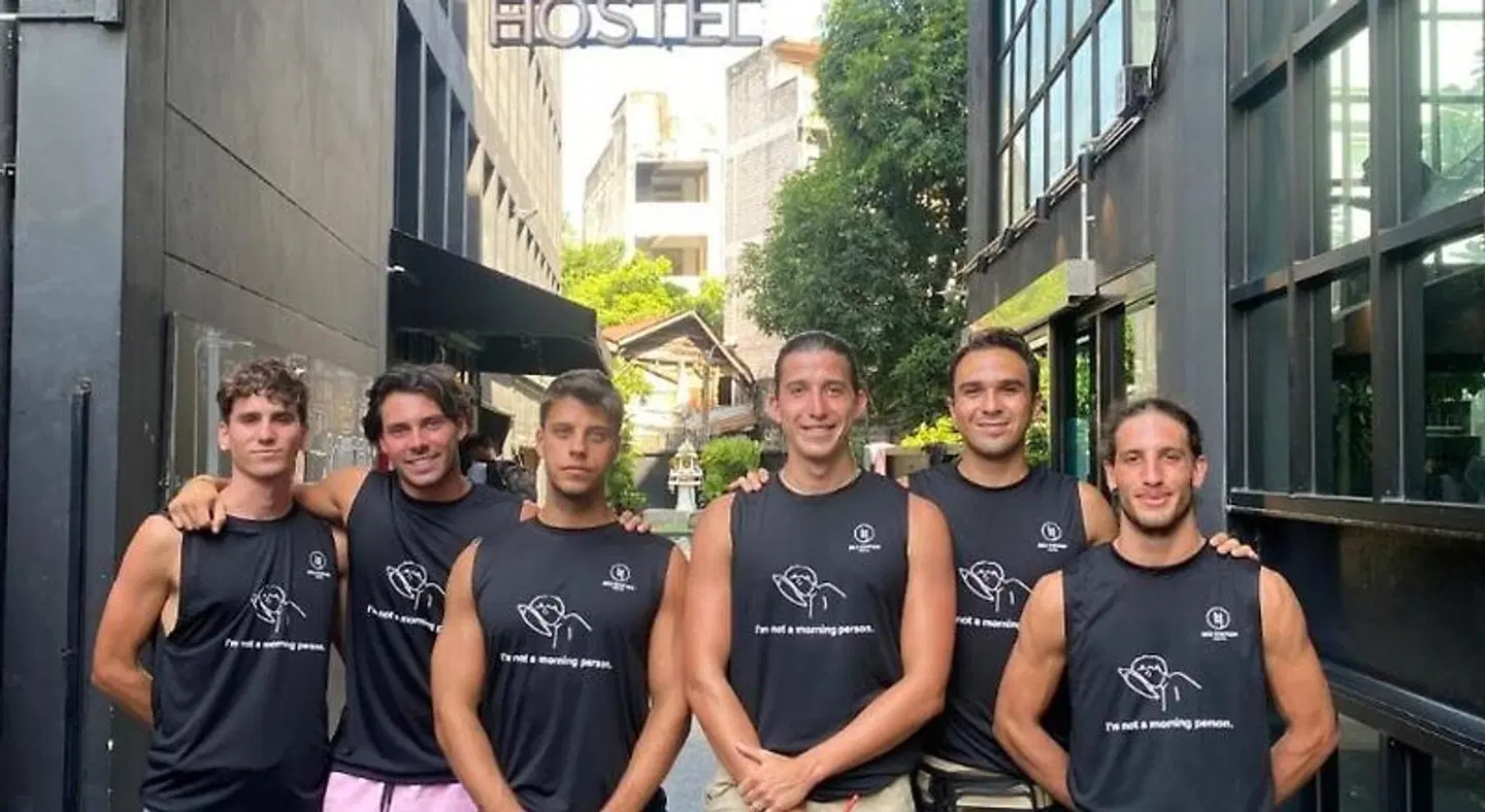 BED STATION Hostel Khaosan PEOPLE