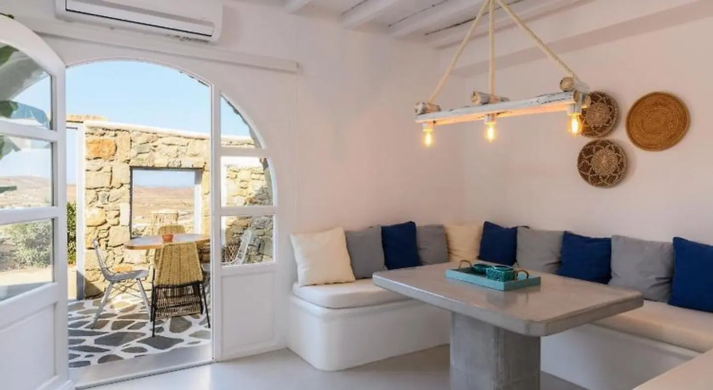 Mykonos Supreme Comfort Suites ROOM_EXAMPLE