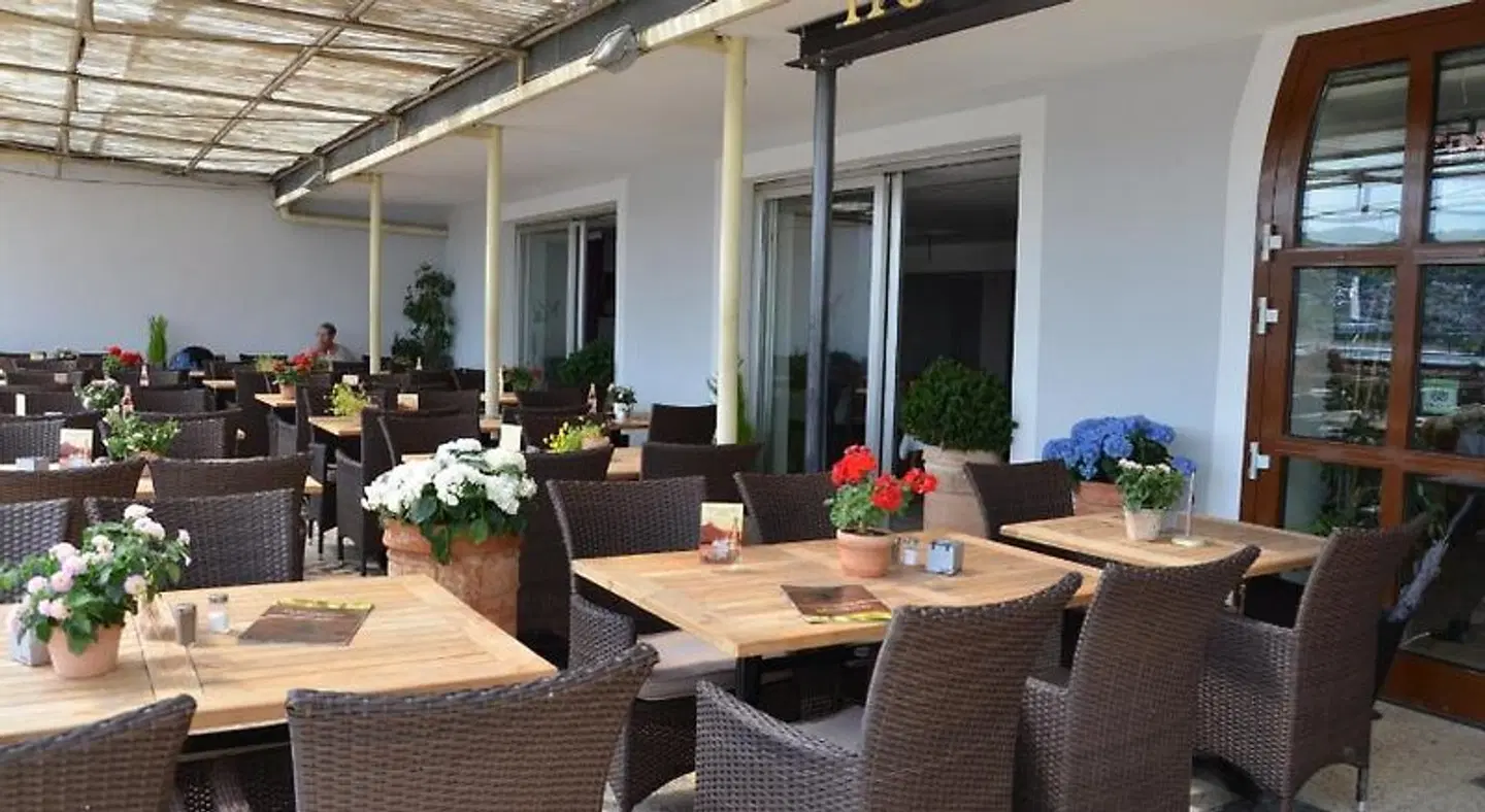 Hotel Rheinstein Terrasse