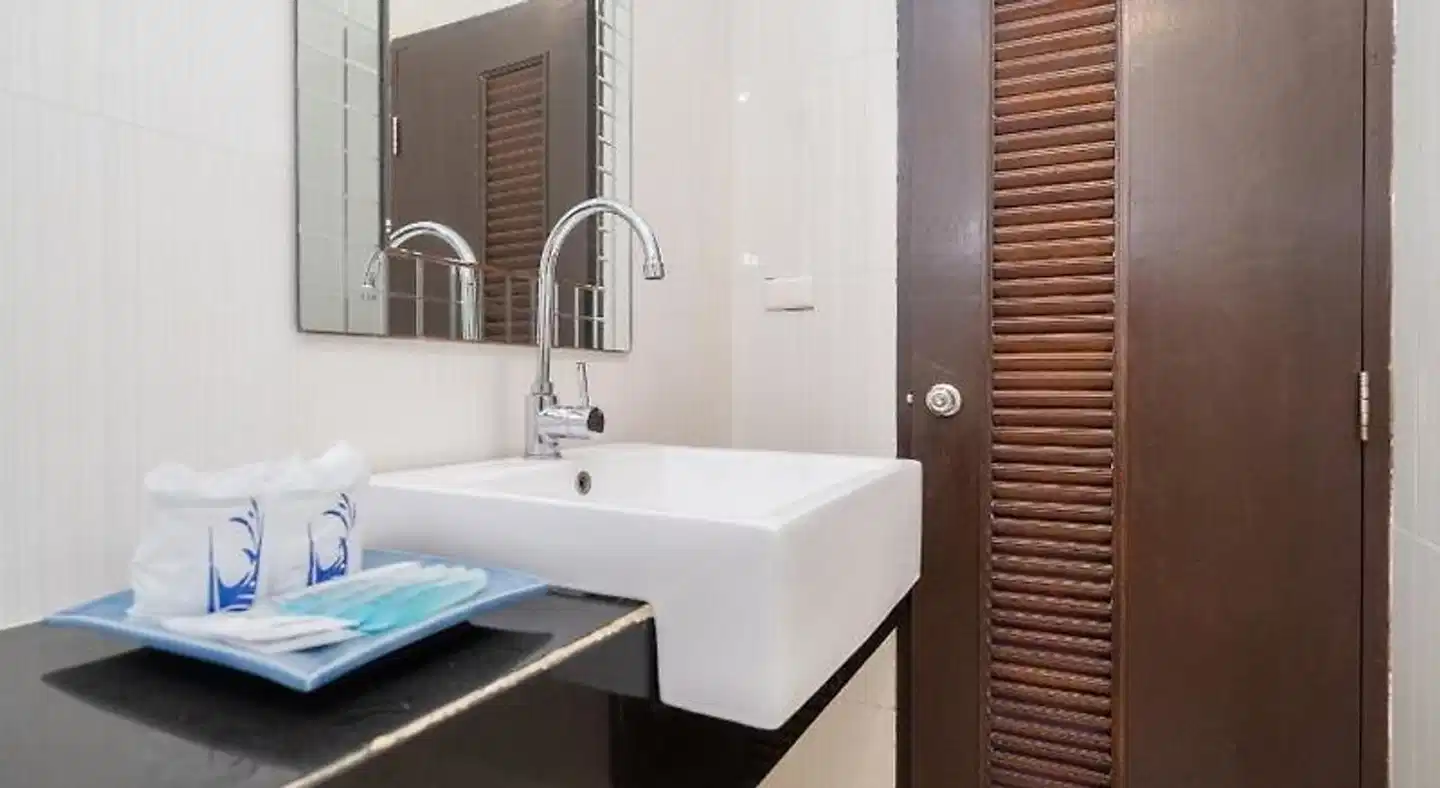 Sea Host Inn Badezimmer