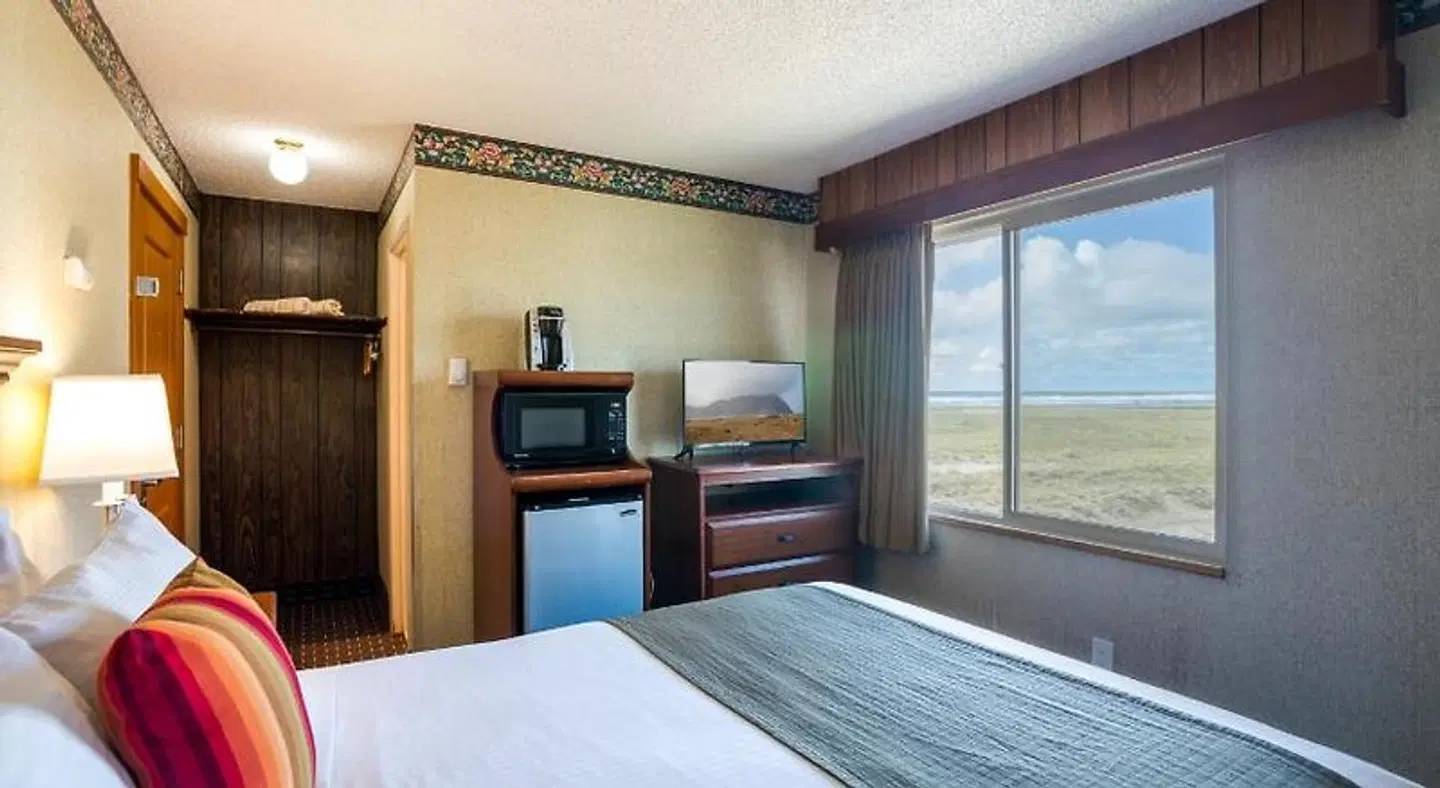 Ebb Tide Resort ROOM_EXAMPLE