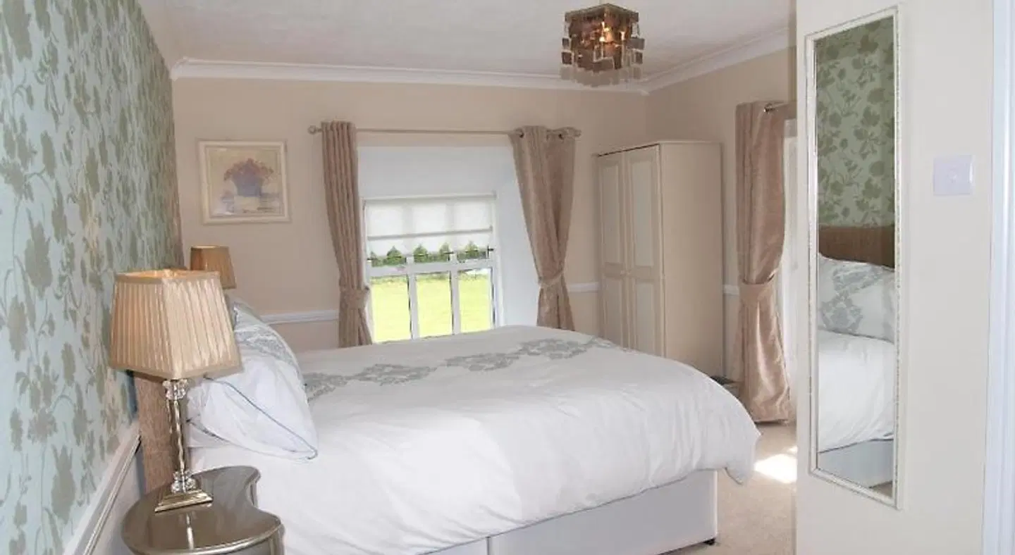 Glebe House ROOM_EXAMPLE
