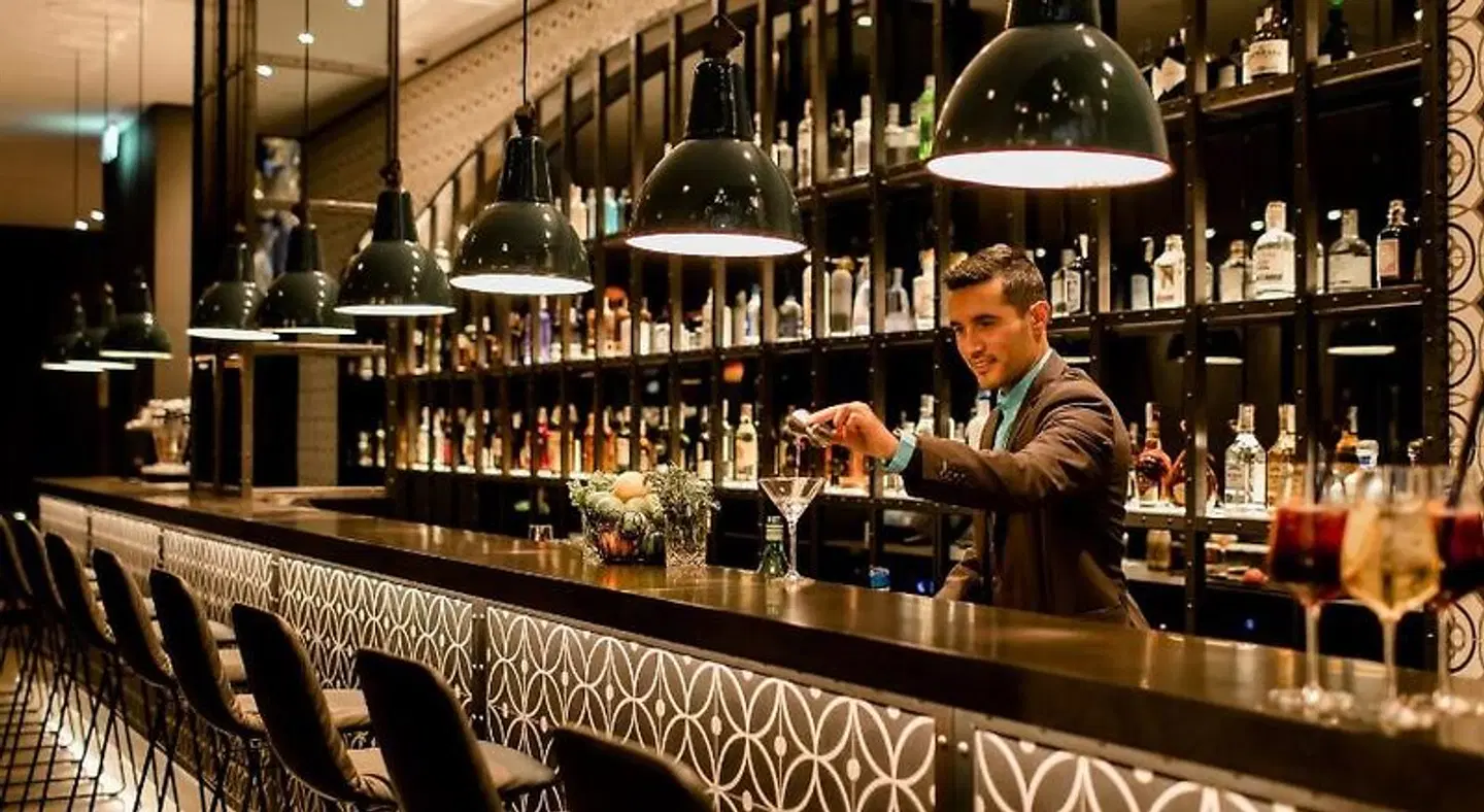 Motel One Barcelona-Ciutadella Bar