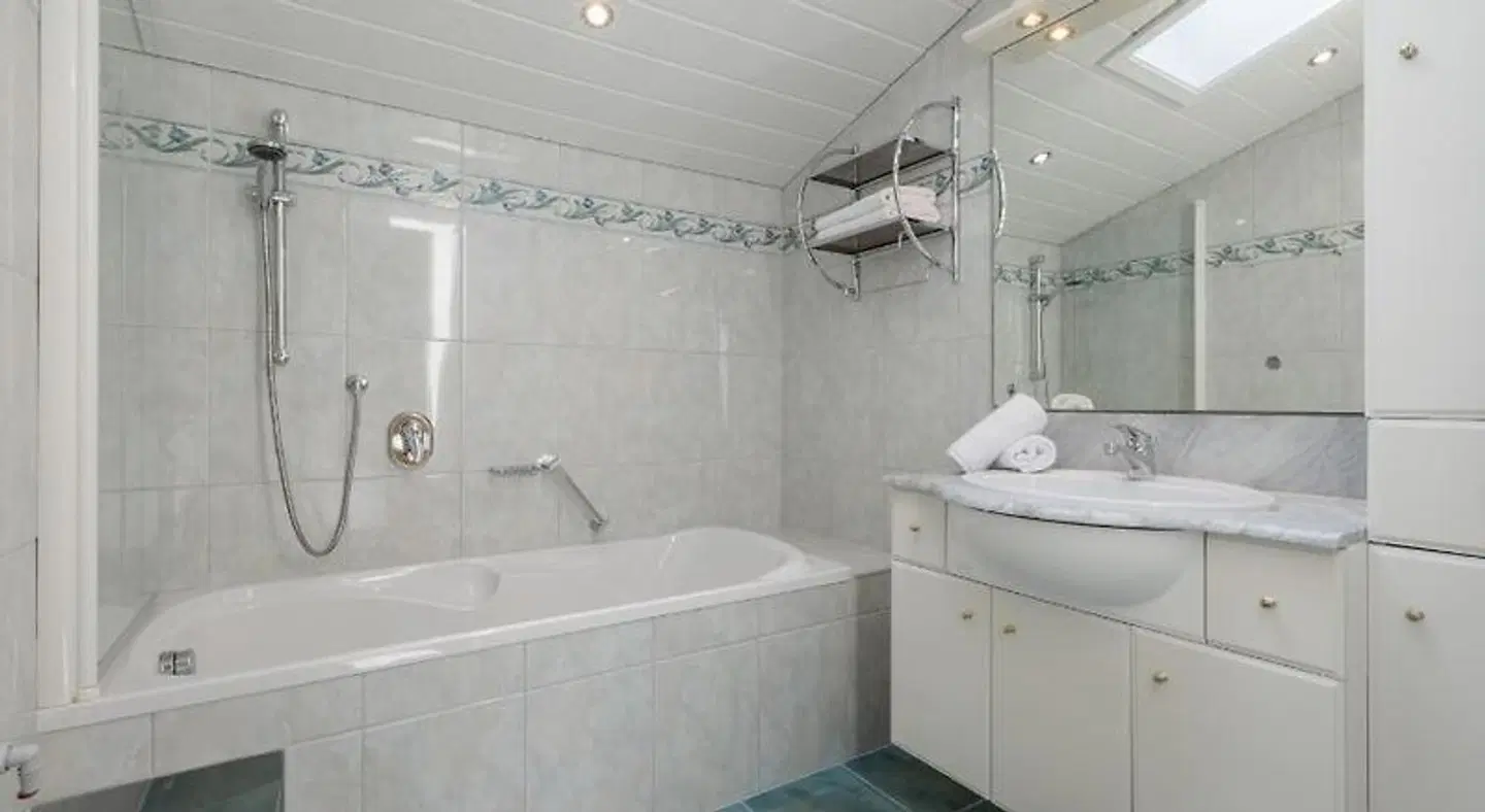 Wohlfühl-Ferienwohnungen Landhaus Karoline Badezimmer