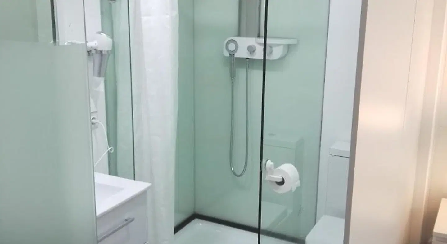Business Hostel Wiesbaden PRIME Badezimmer