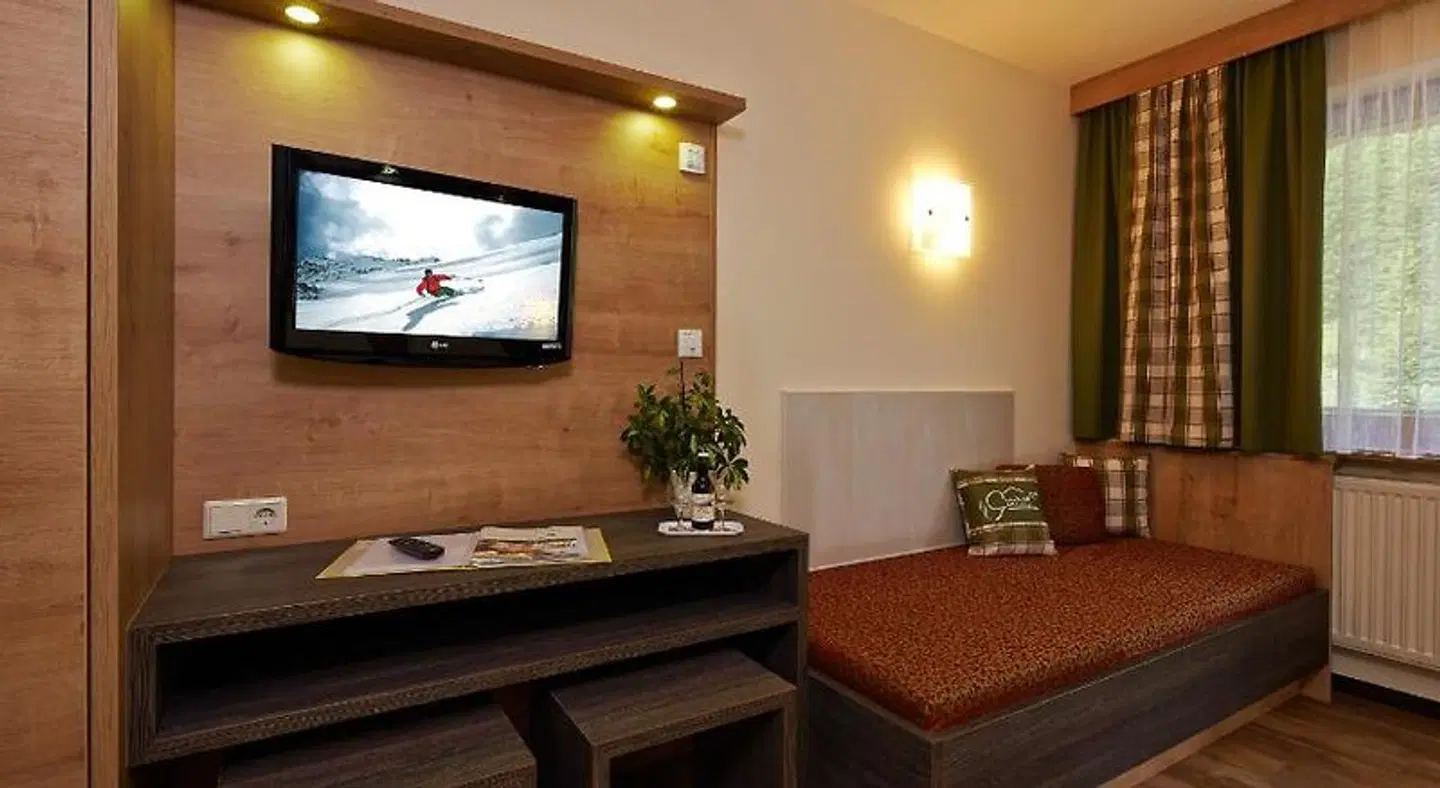 Gundolf LOUNGE_LOBBY