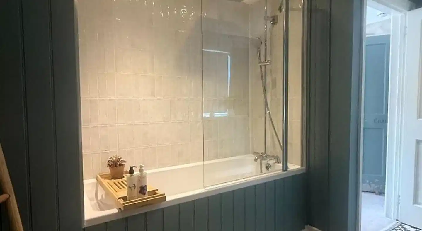 Horse And Groom Inn Badezimmer