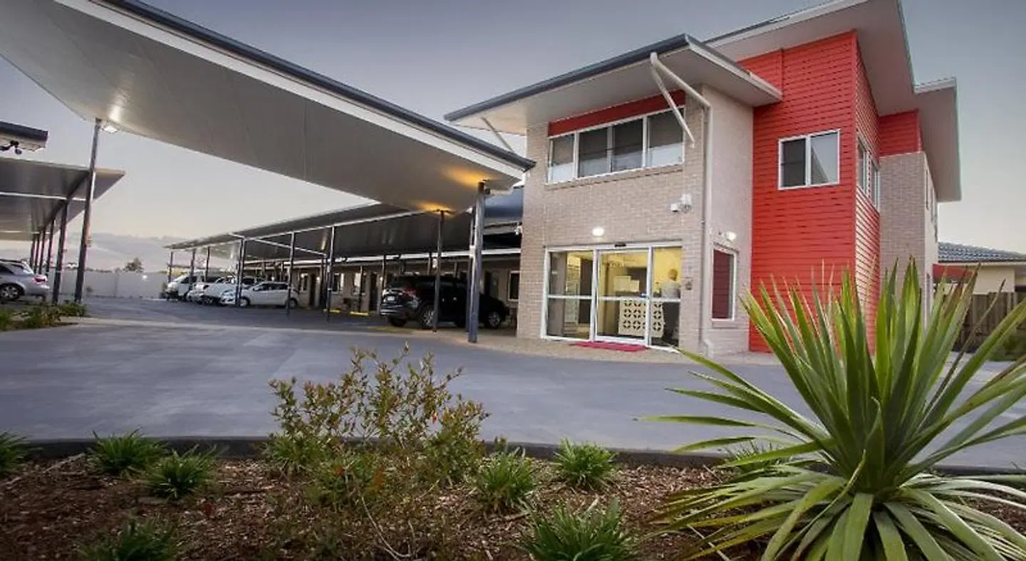 Altitude Motel Apartments EXTERIOR