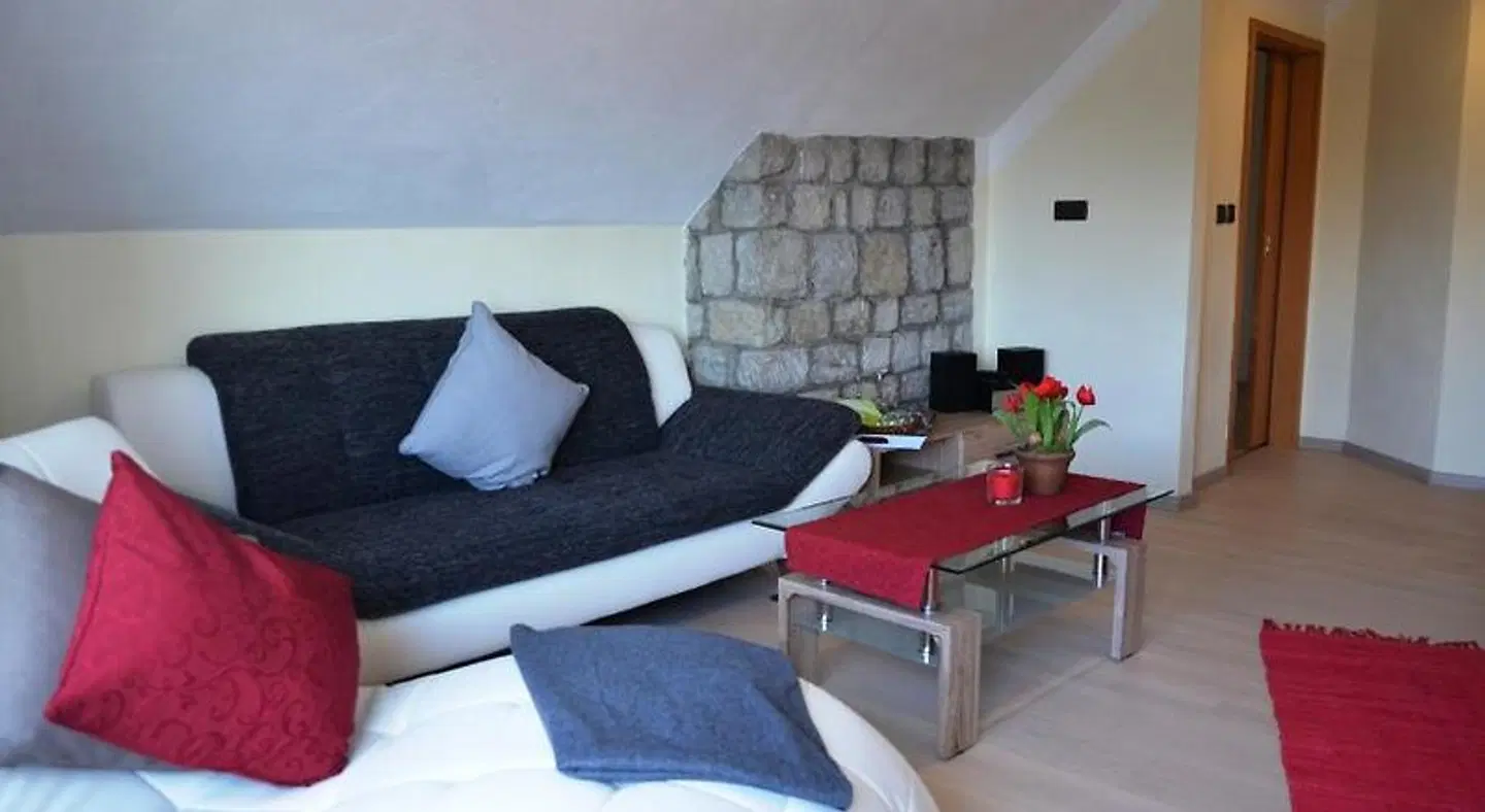 Kirschberghof Gästehaus und Weinverkauf ROOM_EXAMPLE