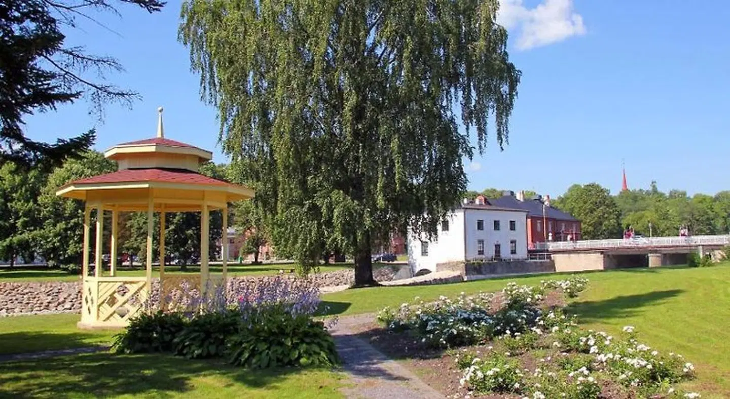Rivaal Guesthouse-Cafe Garten