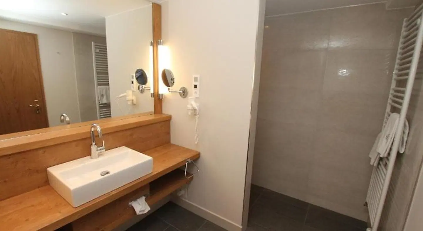 Hotel Rimberg Badezimmer
