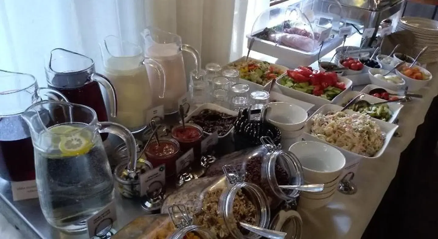 Pesa Hotel Restaurant