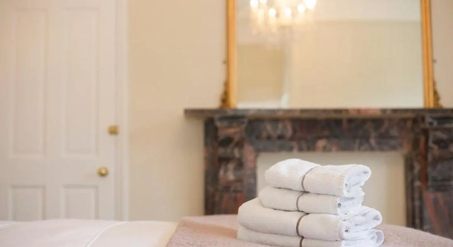 Number 17 ROOM_EXAMPLE