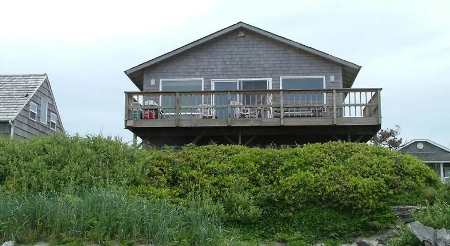 Inn at Haystack Rock EXTERIOR