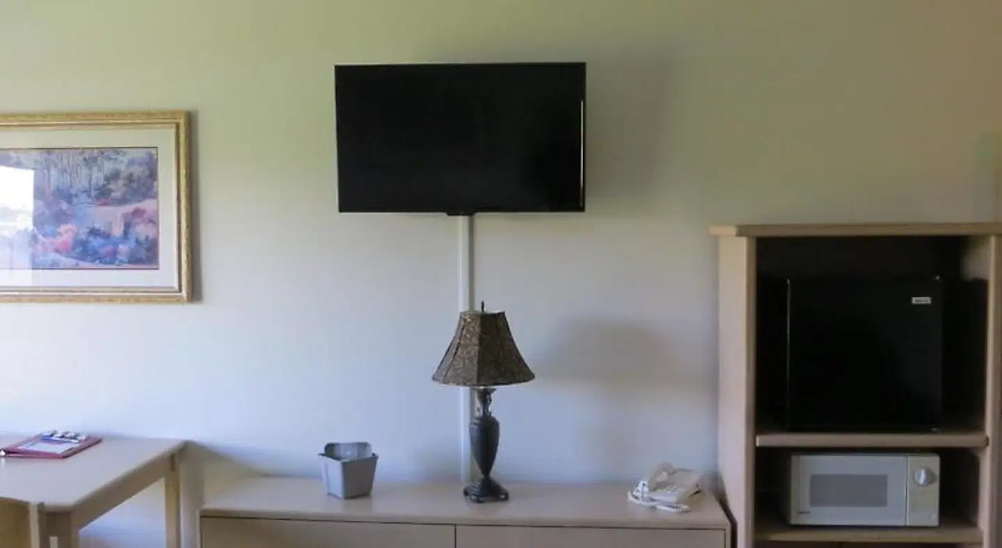Edgewater Inn Coos Bay ROOM_EXAMPLE