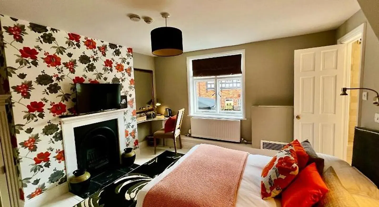 Miller of Mansfield ROOM_EXAMPLE