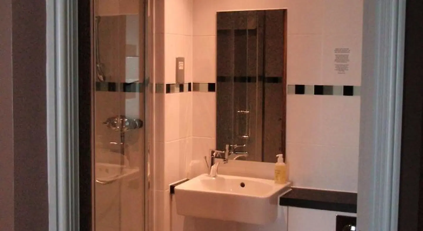 County Arms Badezimmer