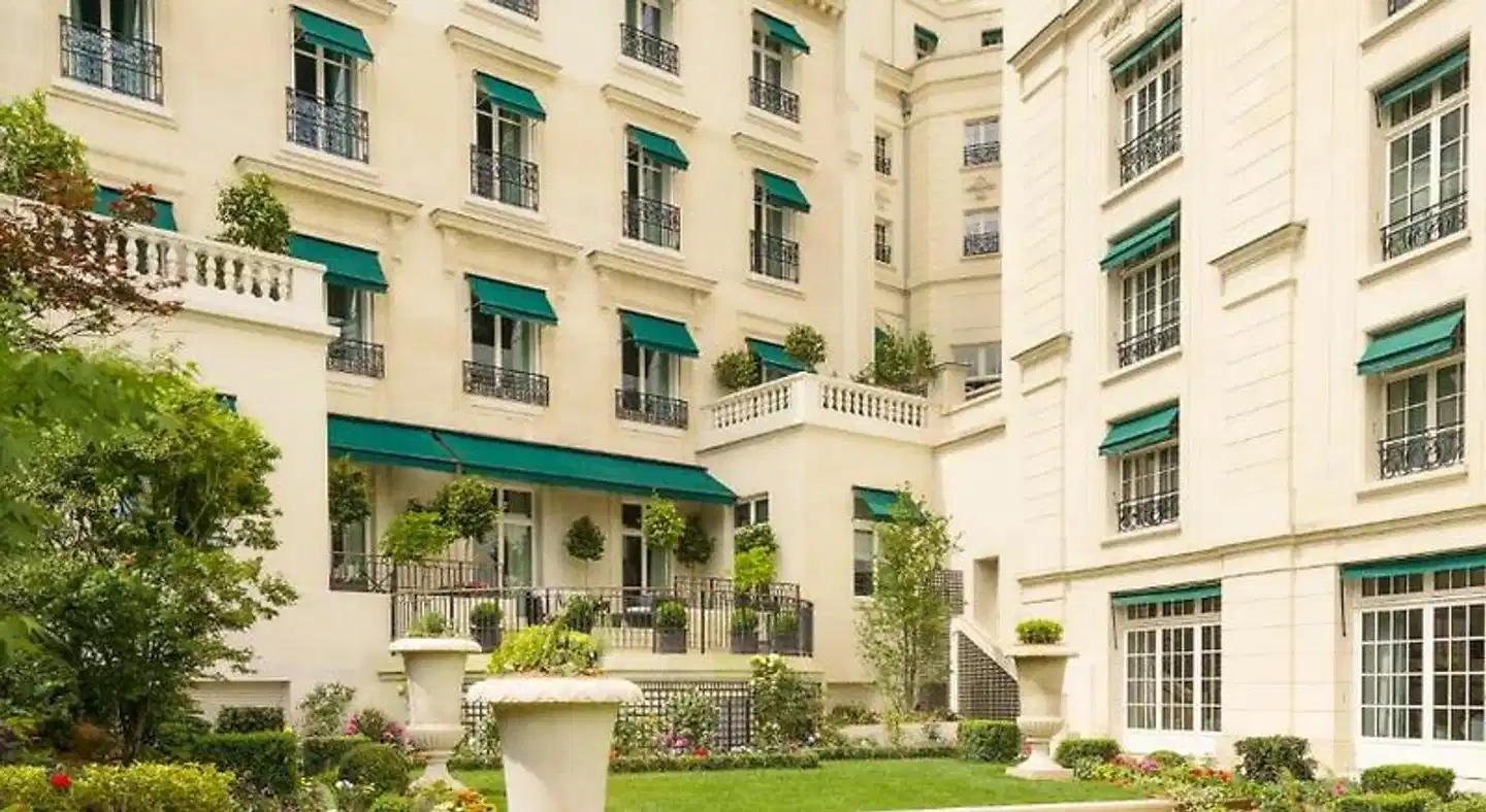 Shangri-La Paris Aussenansicht
