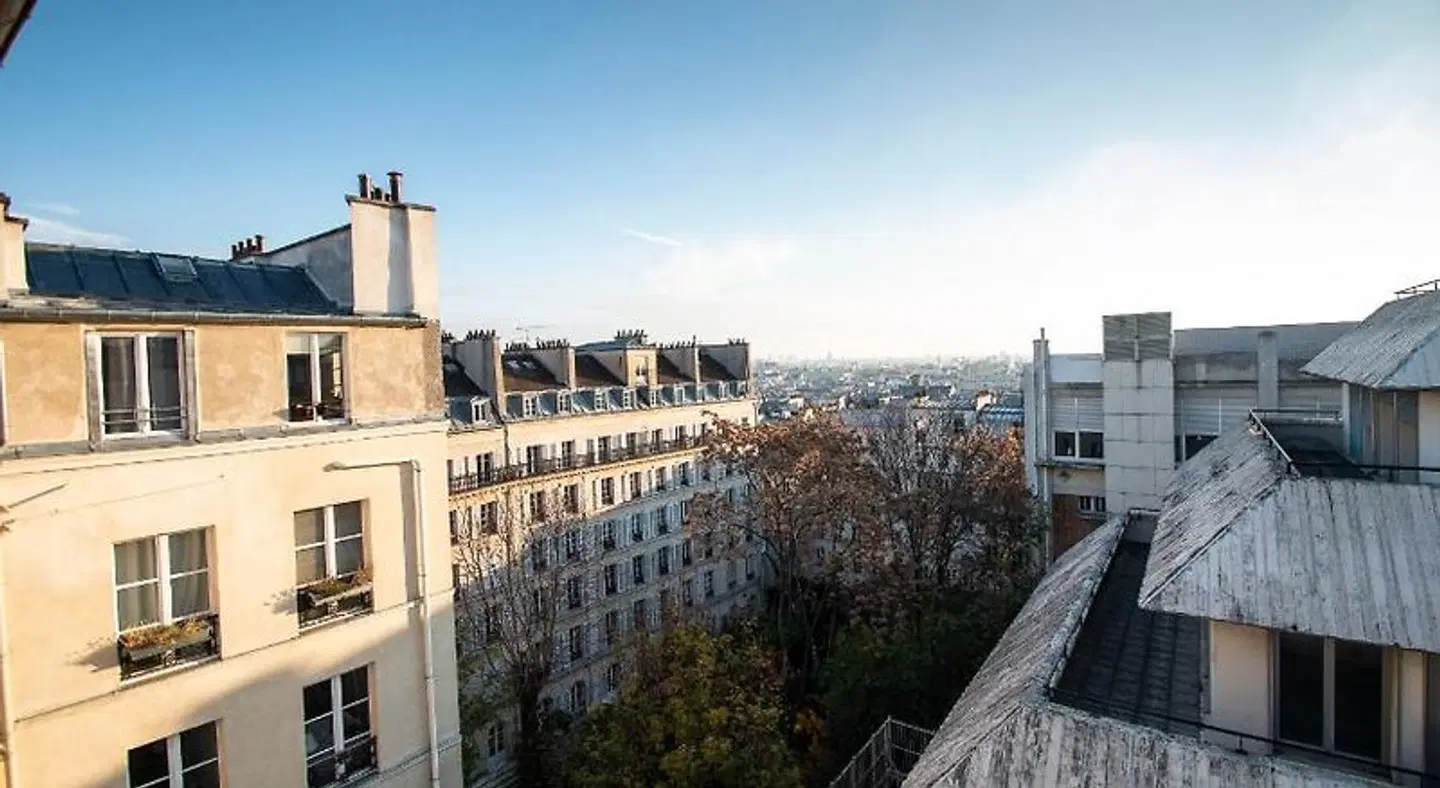 Migny Opéra Montmartre EXTERIOR