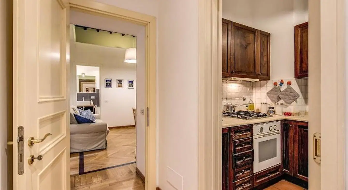 Tritone Top House ROOM_EXAMPLE