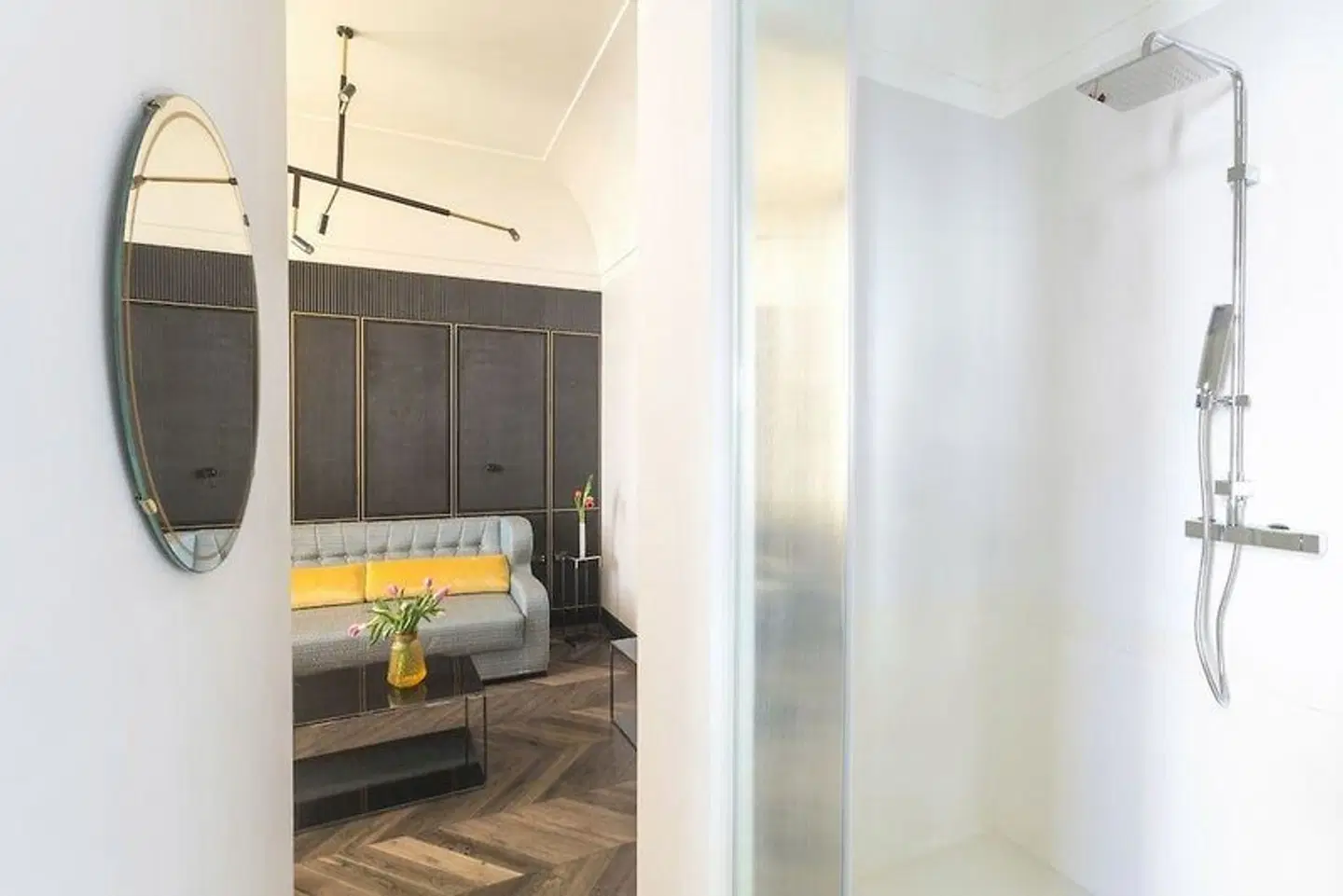 THE H'ALL TAILOR SUITE ROMA ROOM_EXAMPLE