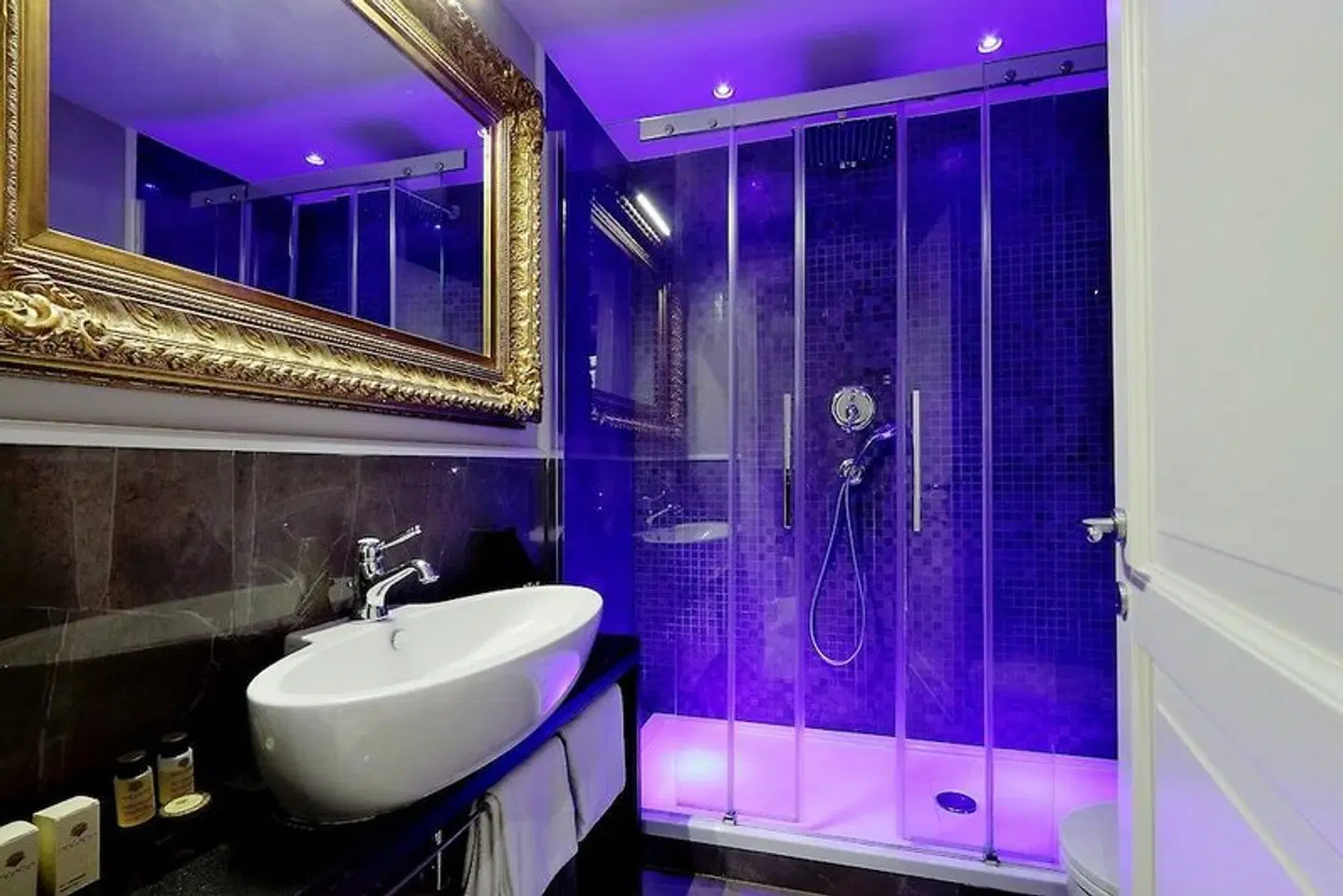 Sistina Twentythree luxury rooms Badezimmer