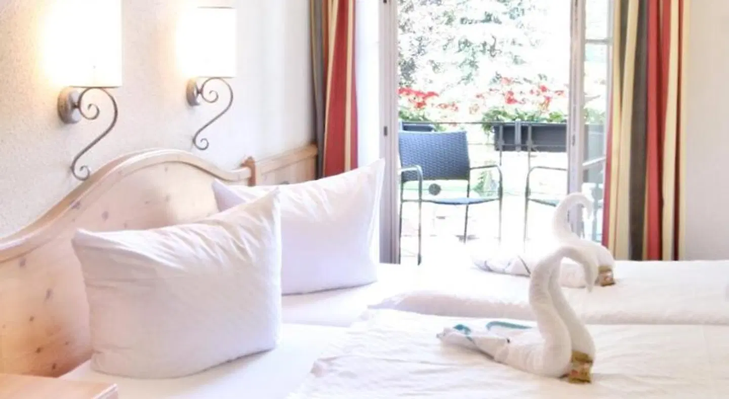 Hotel Alttolkewitzer Hof Dresden ROOM_EXAMPLE