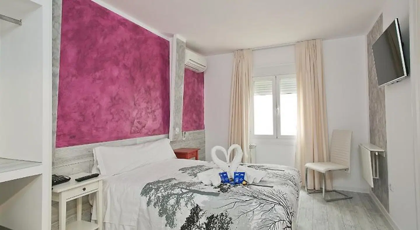 Hostal Alexis Madrid ROOM_EXAMPLE