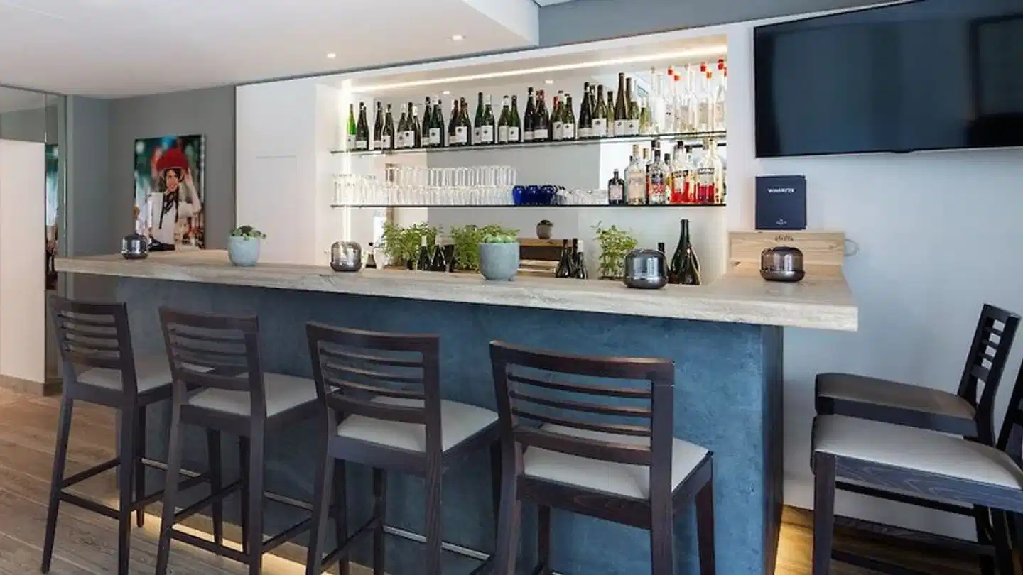 The Alex Hotel Bar