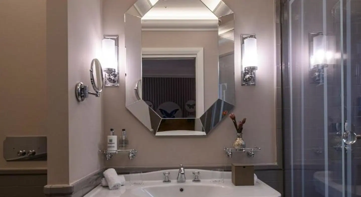 IL Tornabuoni Hotel, The Unbound Collection by Hyatt Badezimmer