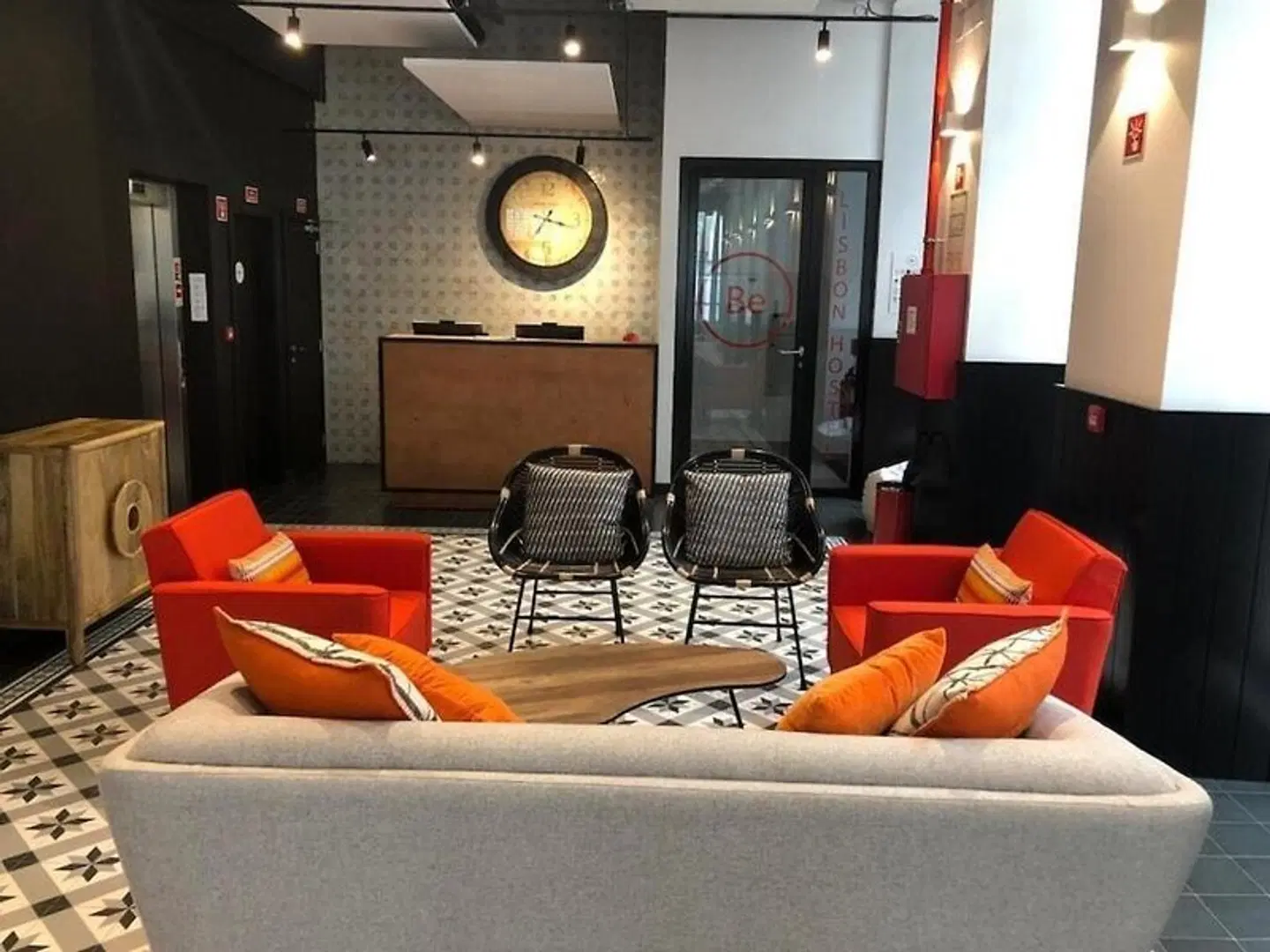 Be Lisbon Hostel Intendente LOUNGE_LOBBY