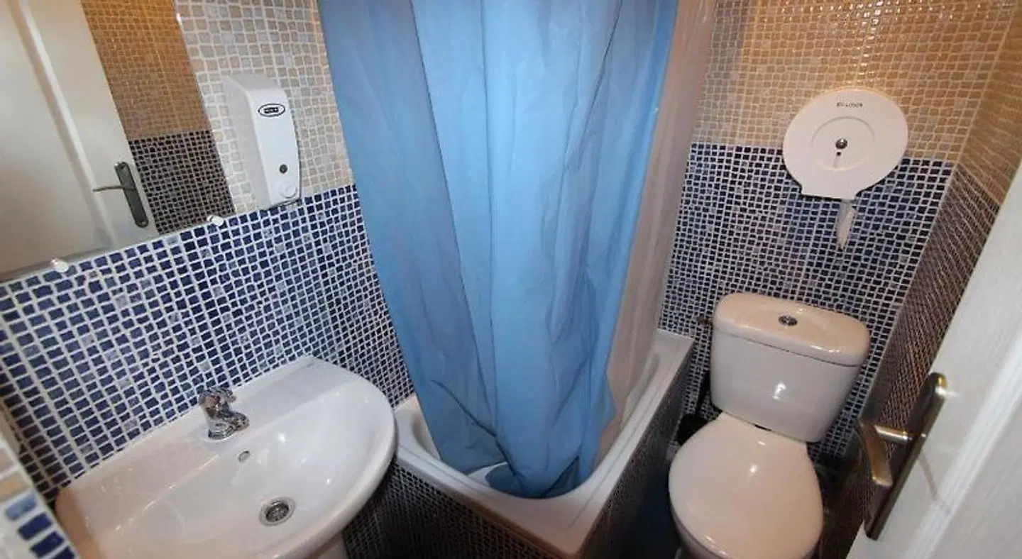 Hostal Oliver Badezimmer
