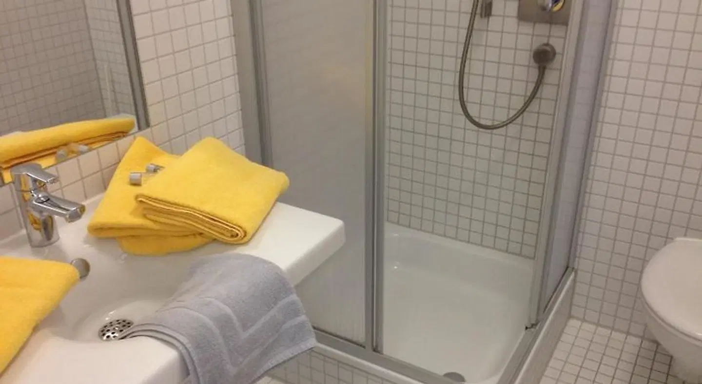 DJH Stuttgart Neckarpark ROOM_EXAMPLE