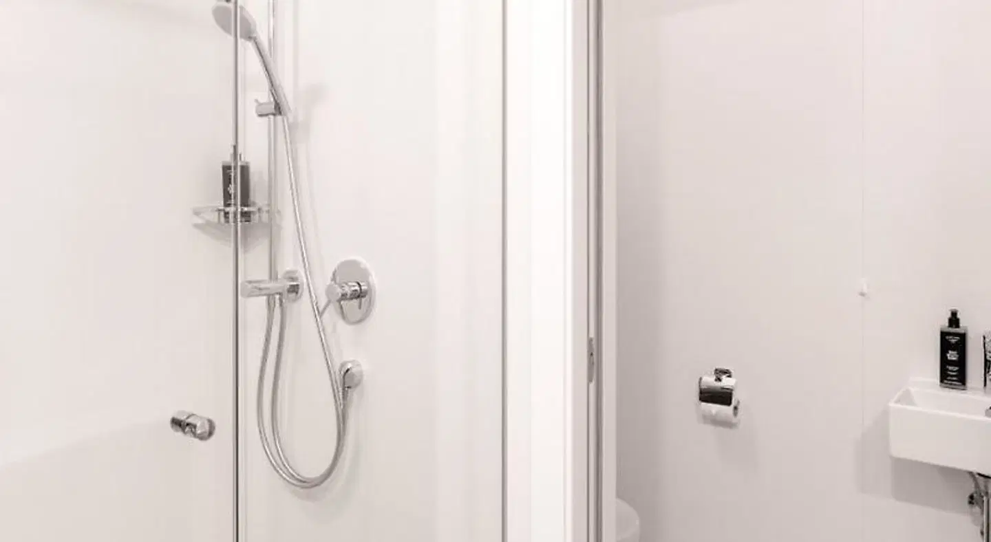 Limehome Graz - Argos by Zaha Hadid Badezimmer